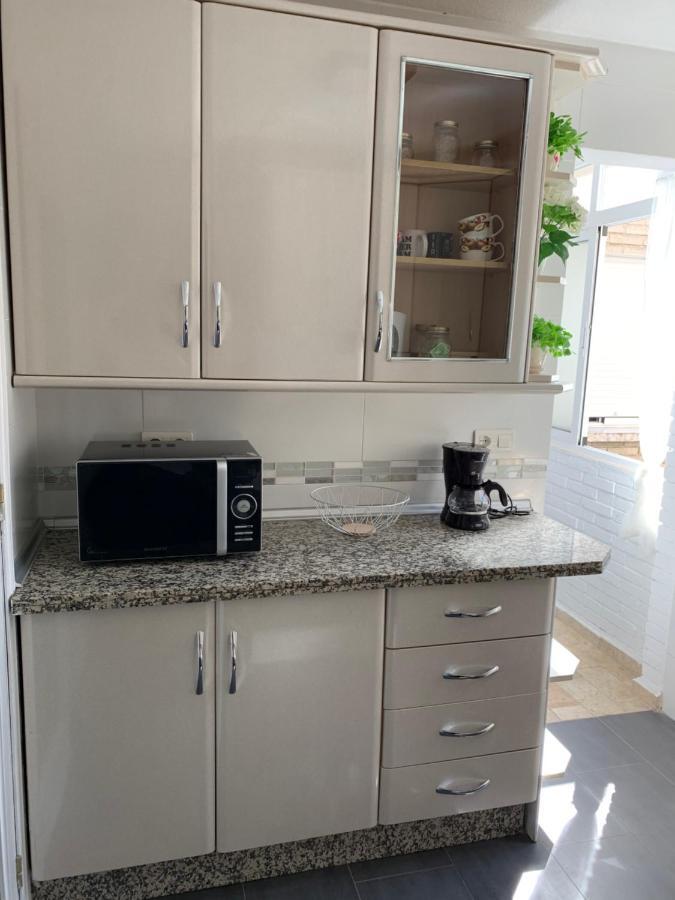 Atico Gaviota Terraza Y Parking Apartment Гранада Екстериор снимка
